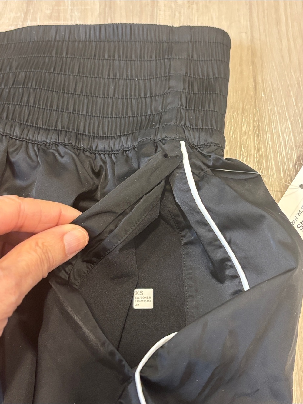 Lululemon Stretch Satin Nylon Super-High-Rise Short 5" in black Size XS - Picture 6 of 16